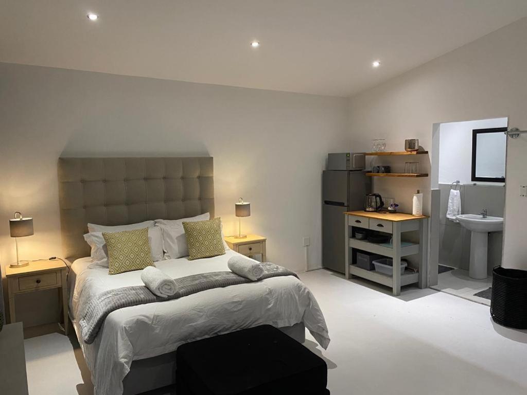 Ferienwohnung Miles House George Exterior foto